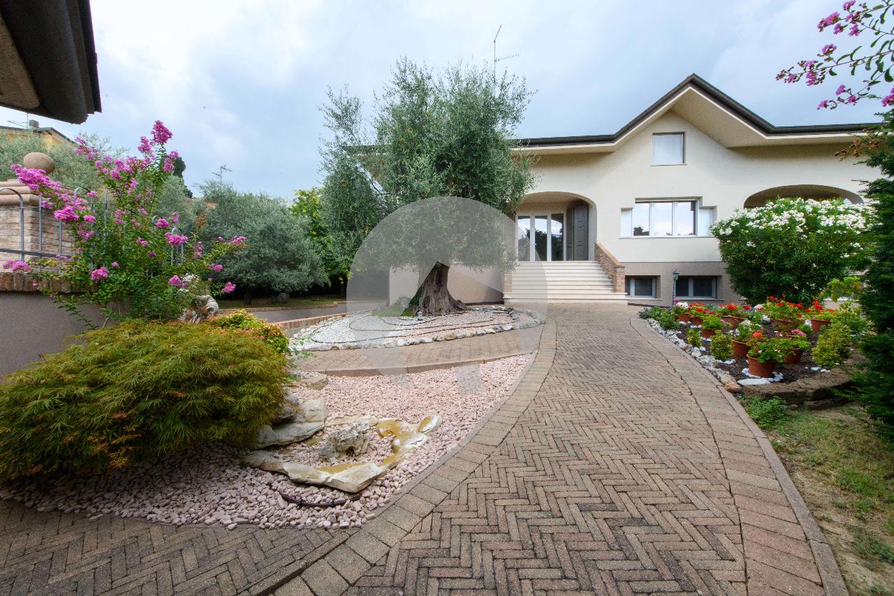 Villa unifamiliare in vendita a Casalgrande