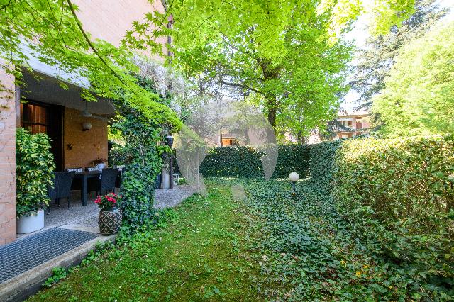 Villa bifamiliare in Via Vitaliano Brancati  6, Reggio nell'Emilia - Foto 1