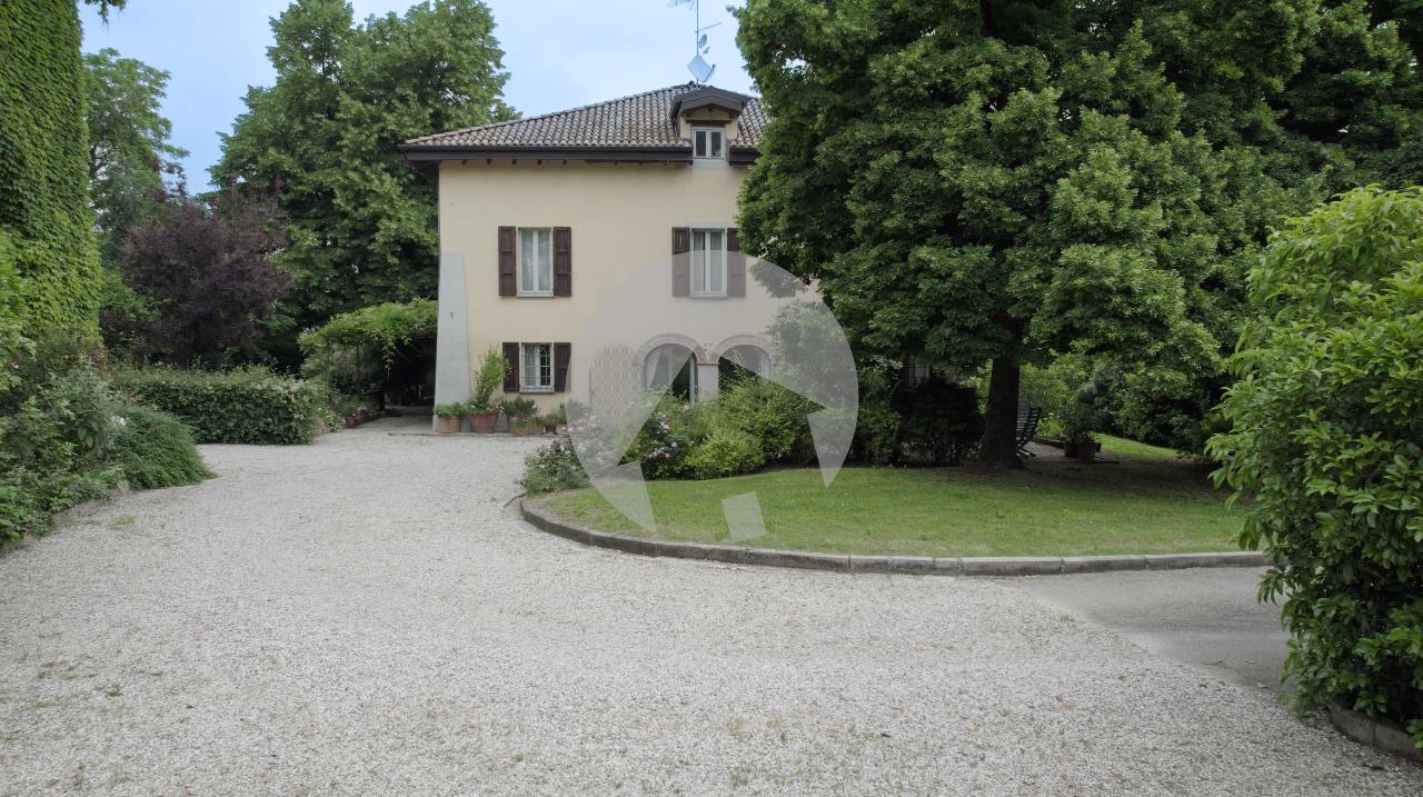 Villa unifamiliare in vendita a Reggio Emilia