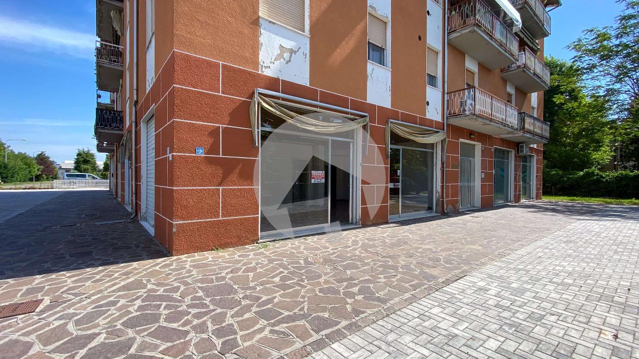 Negozio in Via dei Martiri 14/8, Rio Saliceto, {3} - Foto 2