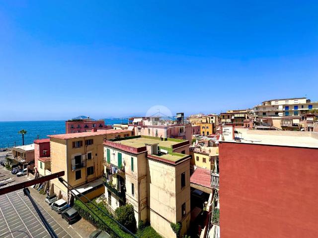 4-room flat in Via Gerolomini, Pozzuoli - Photo 1