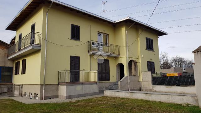 3-room flat in Via Sivo, Castelletto sopra Ticino - Photo 1