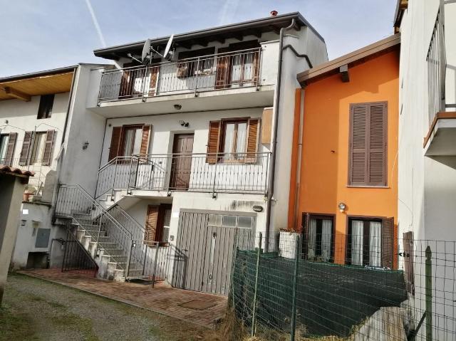 Detached house in Via Orgoglia 20, Borgo Ticino - Photo 1