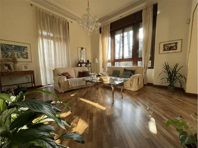 Wohnung in {3}, Viale Ferrucci, 1 - Foto 1