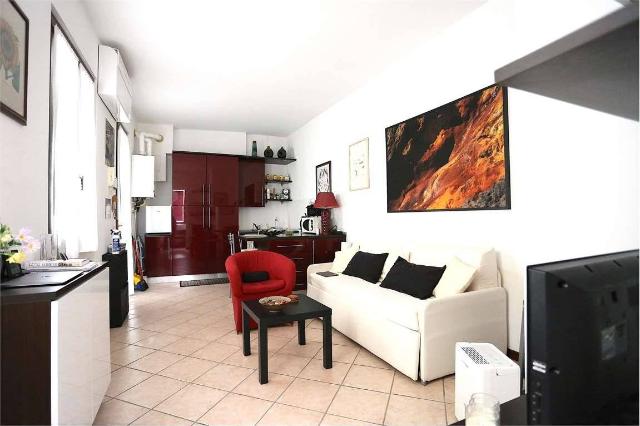 One-room flat in {3}, Piazza Gramsci - Photo 1