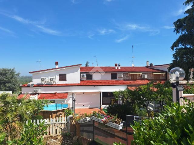 Terraced house in Zona Lagogemolo, Cassano delle Murge - Photo 1