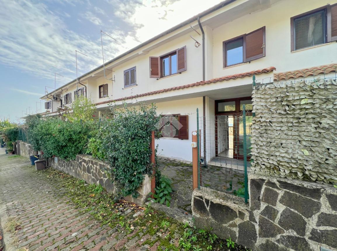 Villa a schiera in vendita a Ronciglione