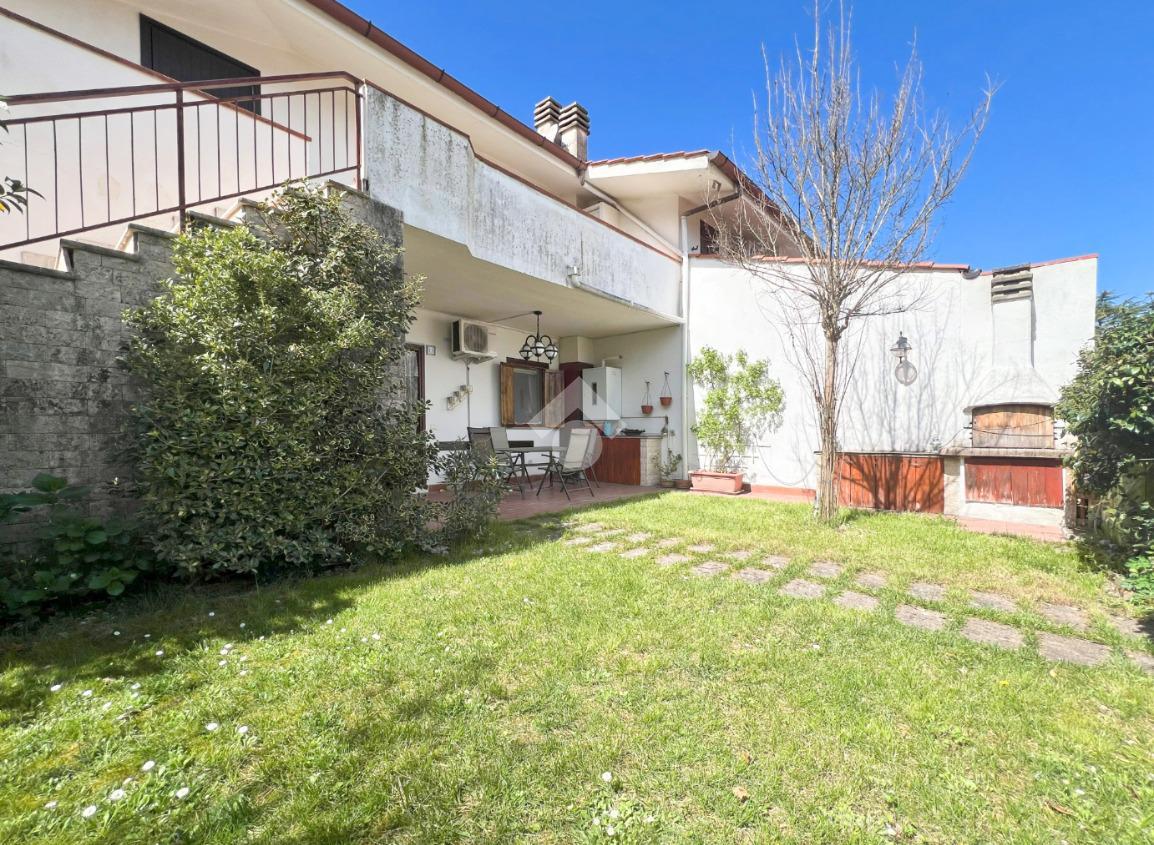 Villa in vendita a Ronciglione