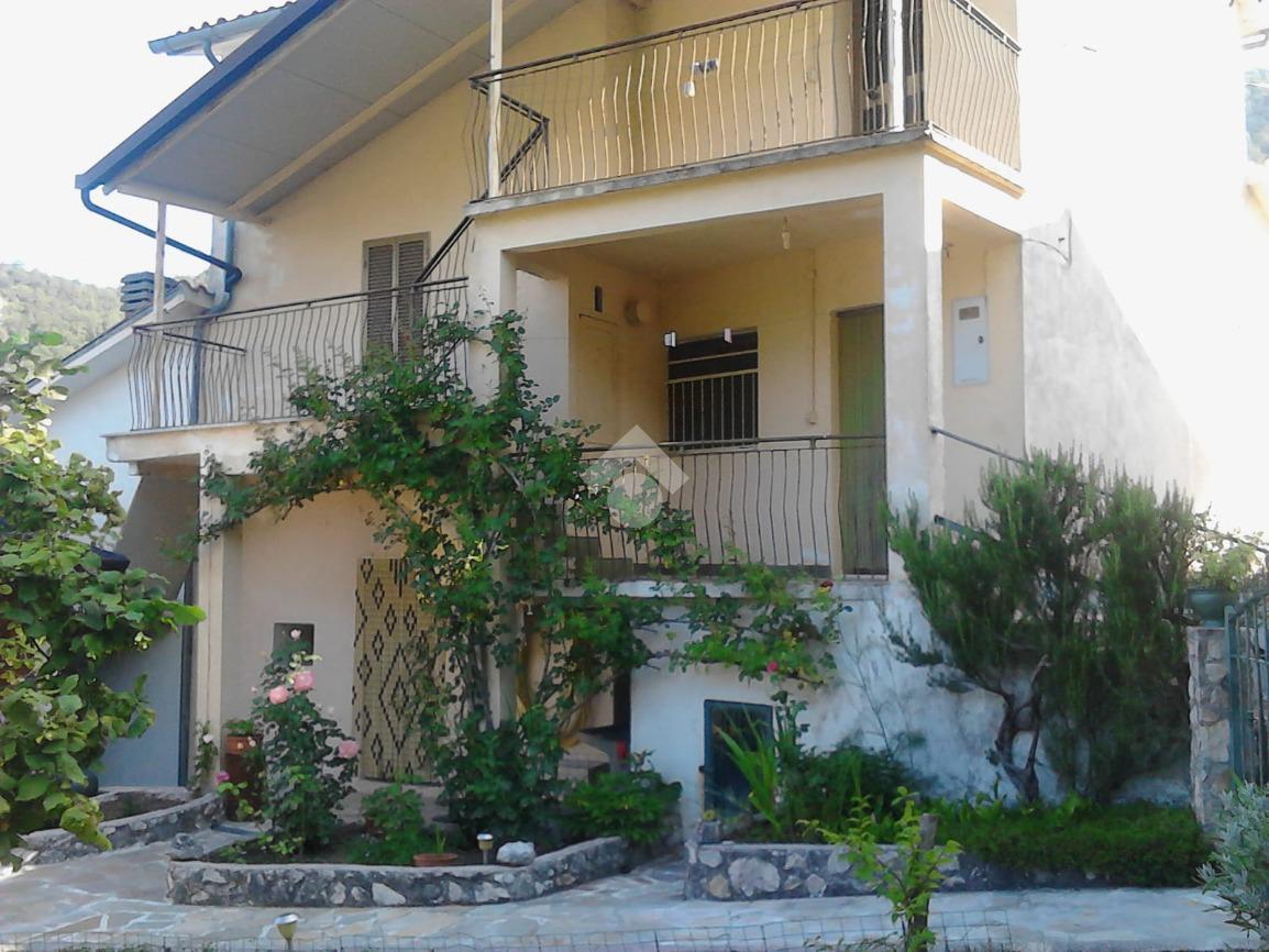 Casa indipendente in vendita a San Biagio Saracinisco