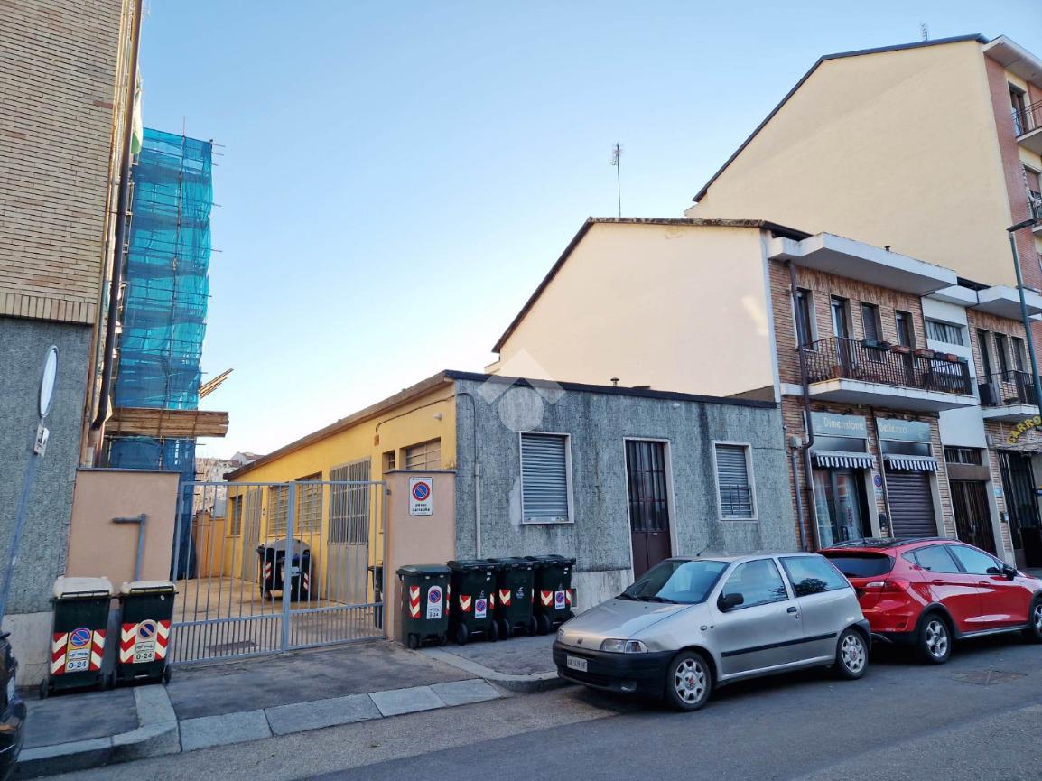 Magazzino in Via Chambéry 61, Torino - Foto 1