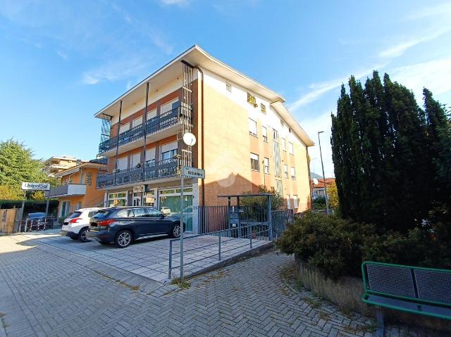 Zweizimmerwohnung in Viale Ventinove Aprile 18, Schio - Foto 1