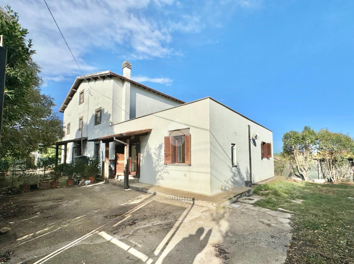 Casa indipendente in vendita a Viterbo