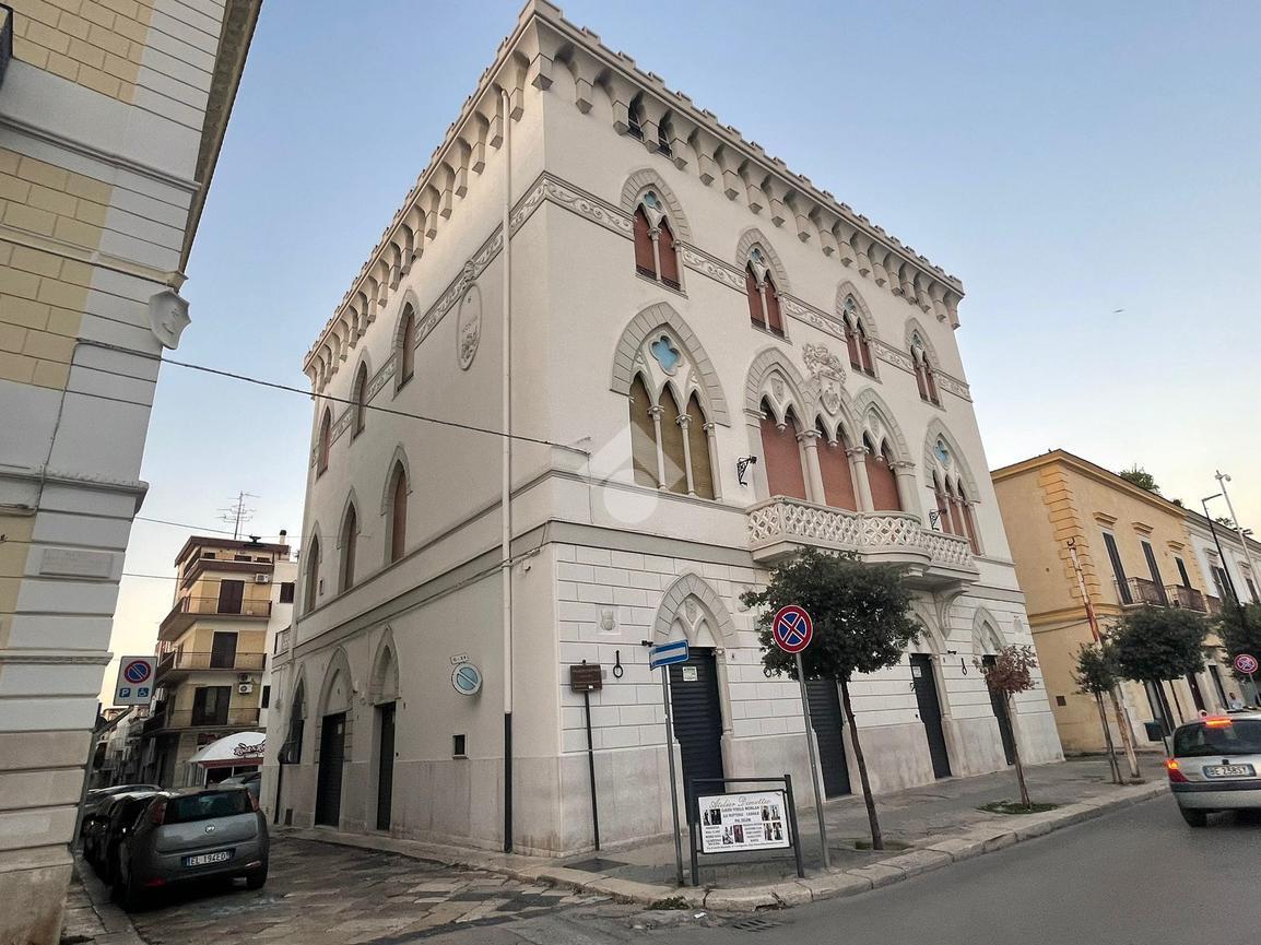 Ufficio in Piazza Duomo 4, Cerignola, {3} - Foto 1