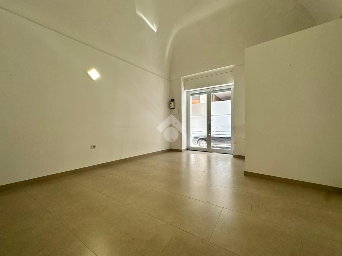 Negozio in Via Mazzini 3, Cerignola, {3} - Foto 2