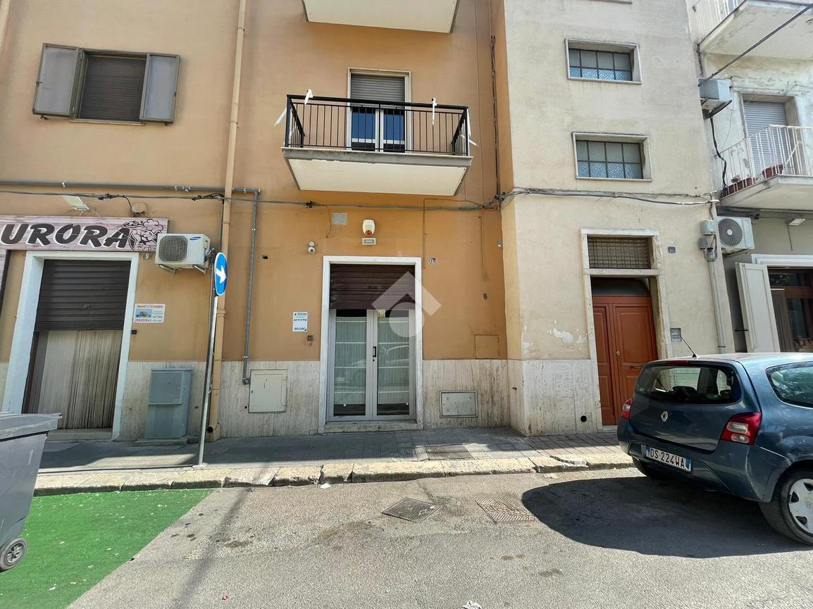 Negozio in Via Rubicone 11, Cerignola, {3} - Foto 2