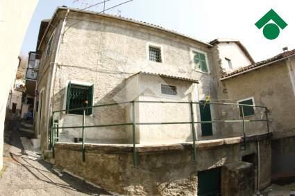 Casa indipendente in vendita a Parodi Ligure