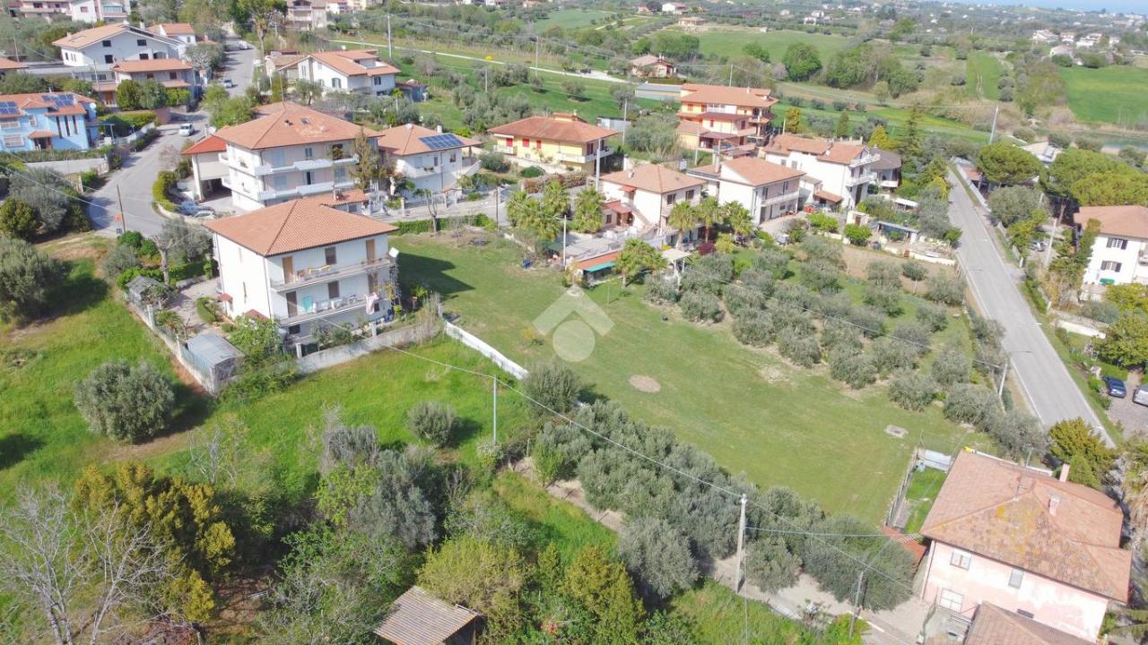 Terreno edificabile in vendita a Mosciano Sant'Angelo