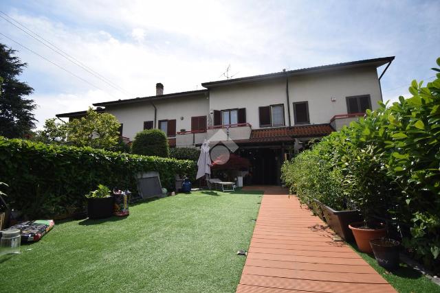 Terraced house in Via San Cristoforo, Brugherio - Photo 1