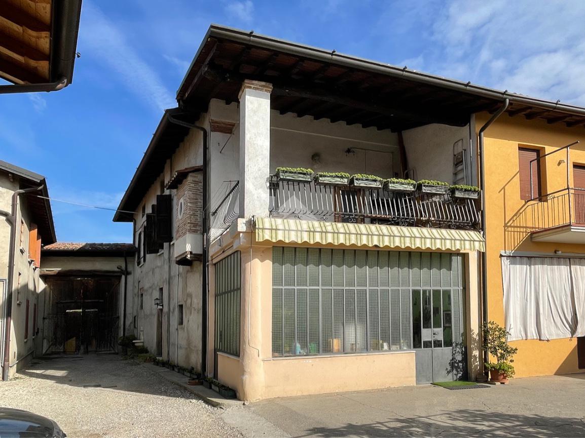 Casa indipendente in vendita a Gussago