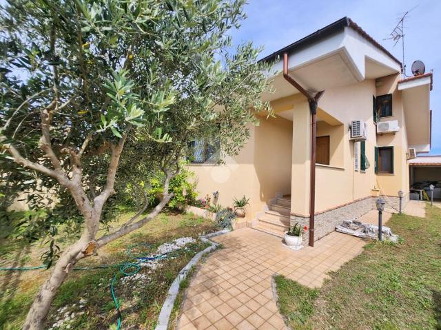 Villa in Via Gaetano Morichini 20, Anzio - Foto 1