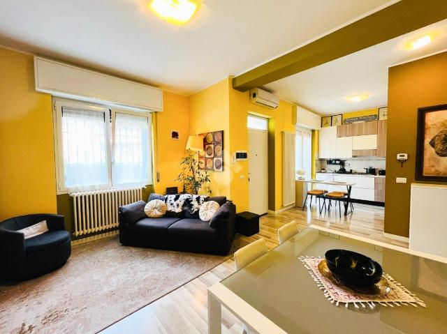 Villa in Via Fosse Ardeatine 3, Nova Milanese - Foto 1