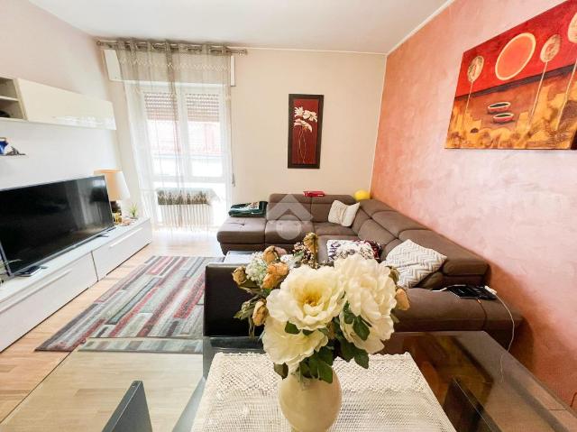 3-room flat in Via Guglielmo Oberdan 46, Lissone - Photo 1