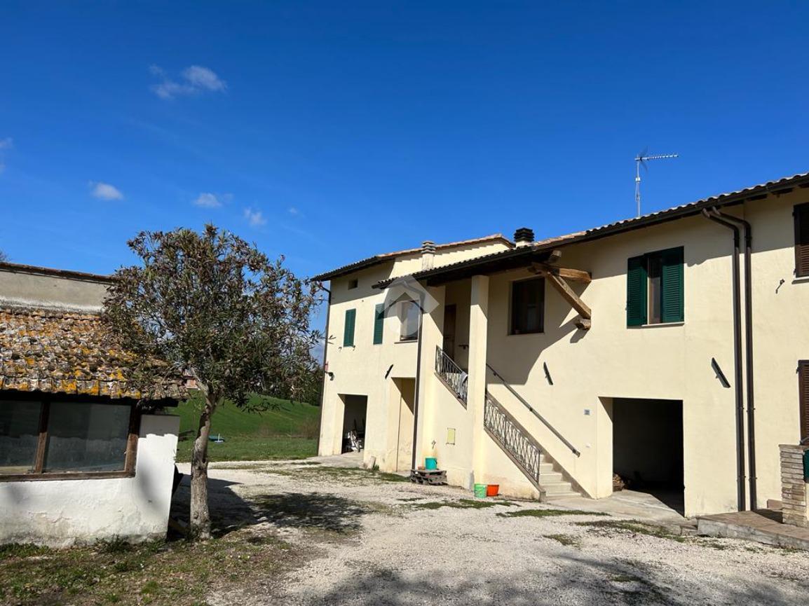 Casa indipendente in vendita a Bettona