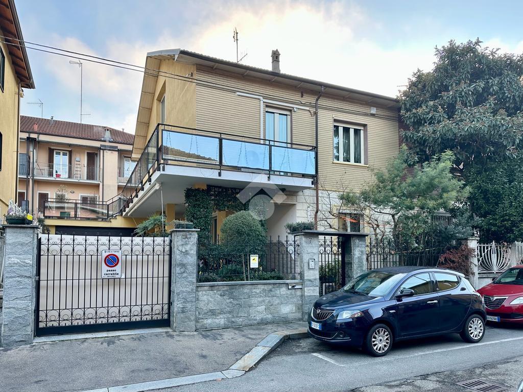 Casa indipendente in vendita a Torino