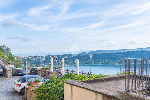 3-room flat in Piazza Cavallotti, Castel Gandolfo - Photo 1