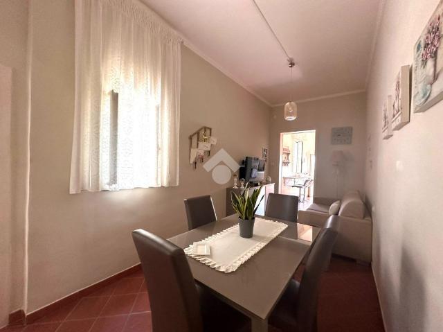 2-room flat in Via Etna 1, Torre del Greco - Photo 1