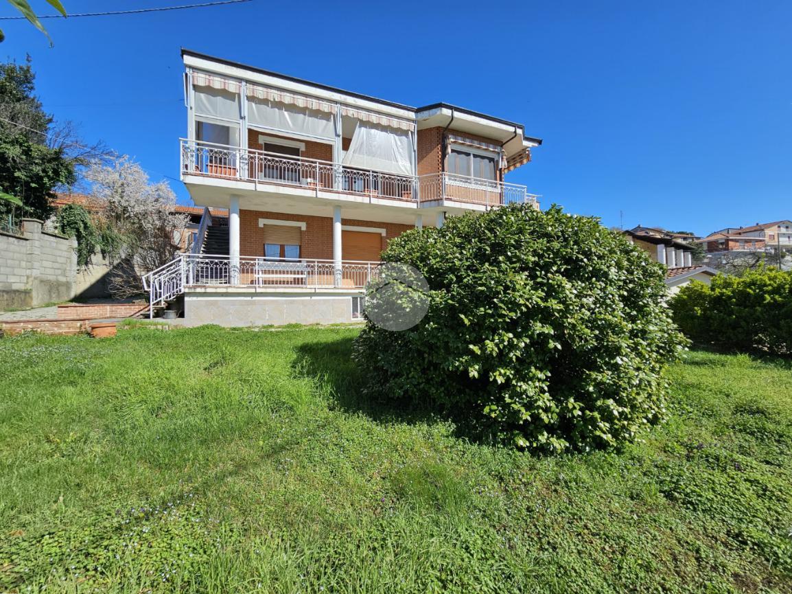 Villa in vendita a Orio Canavese