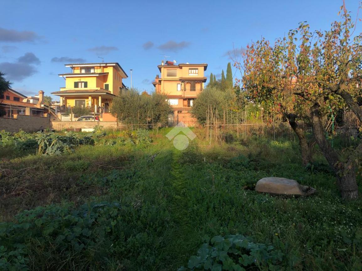 Terreno edificabile in vendita a Roma