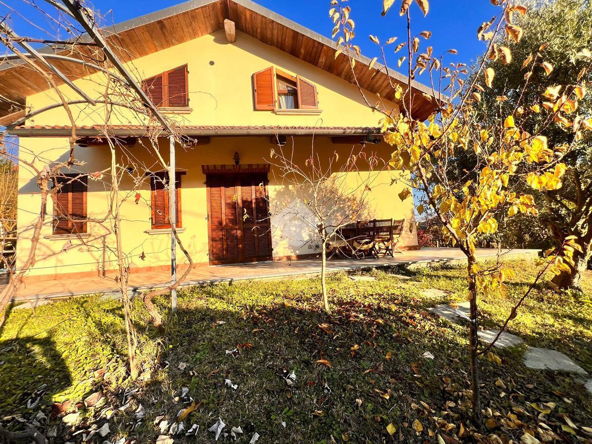 Villa in vendita a Castiglione Torinese