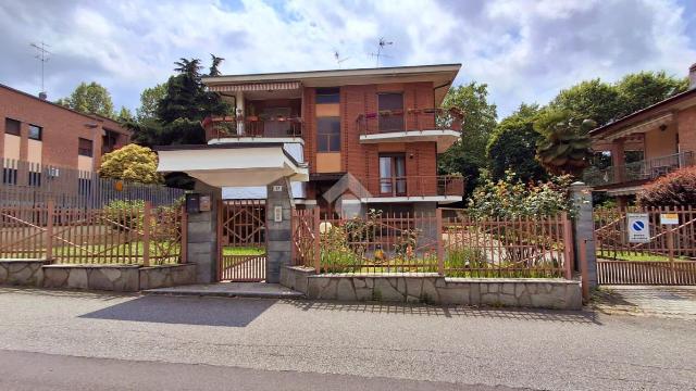 Trilocale in Via Ozanam 17, Castiglione Torinese - Foto 1