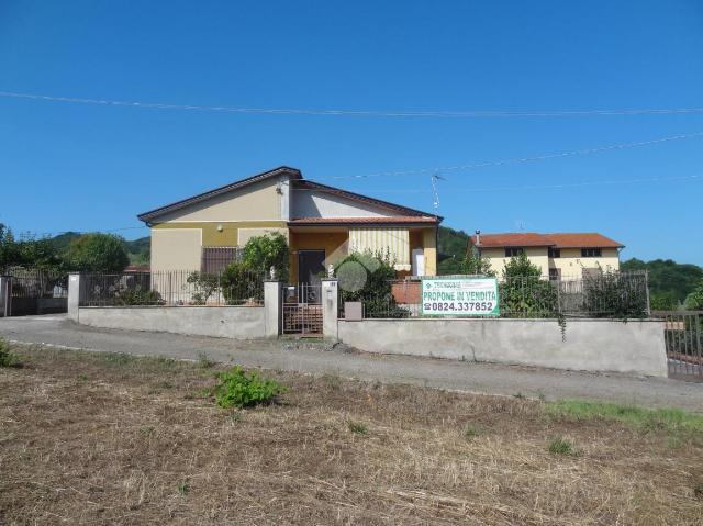 Casa indipendente in Via Capo Casale 96, San Nicola Manfredi - Foto 1