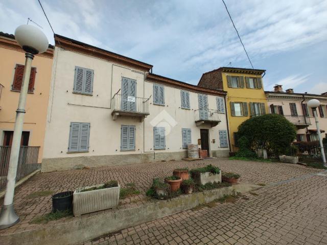 Detached house in Strada Rolasco 138, Casale Monferrato - Photo 1