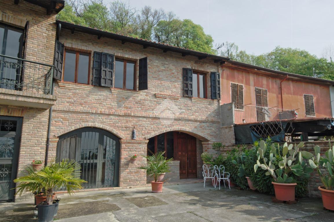 Casa indipendente in vendita a Castelletto Merli