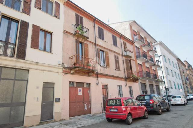 3-room flat in Via Oliviero Capello 11, Casale Monferrato - Photo 1