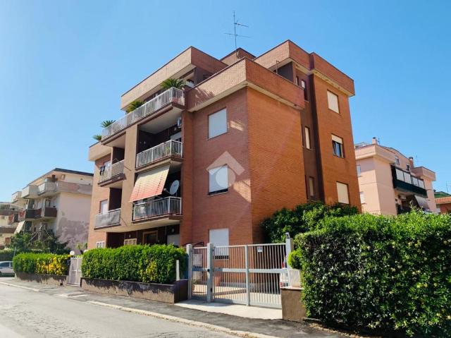 2-room flat in Via Lazio 13, Aprilia - Photo 1