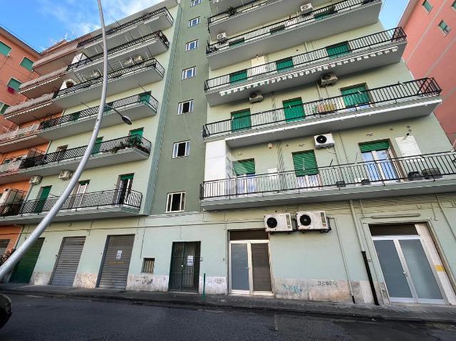 Geschäft in Via Bonito, Salerno - Foto 1