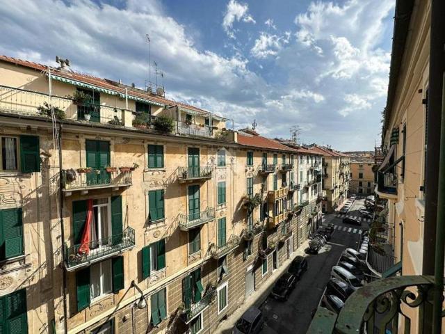 Apartament in Via dei Martinengo 3, Savona - Photo 1