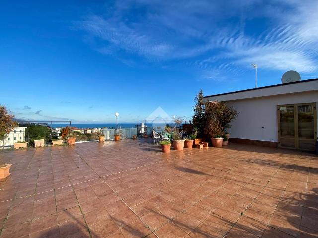 4-room flat in Via Giovanni Amendola 4, Savona - Photo 1