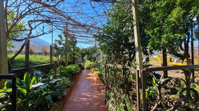 Casa indipendente in Via Bagnoli 130, Sant'Agata de' Goti - Foto 1