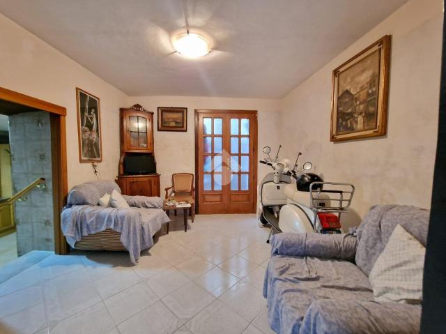 Apartament in Vicolo Funari 2, Sant'Agata de' Goti - Photo 1