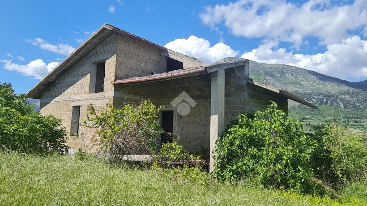 Villa in vendita a San Lorenzello