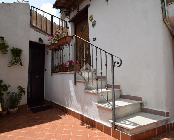 3-room flat in Vicolo San Vito 2, Sant'Agata de' Goti - Photo 1