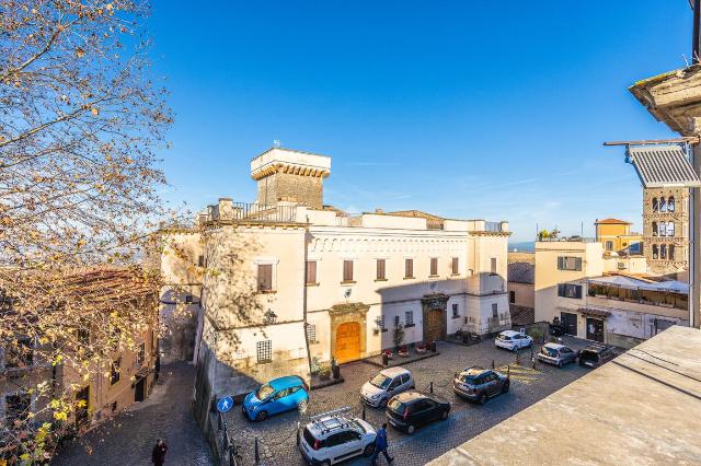 Gebäude in Piazza Paolo III 21, Frascati - Foto 1