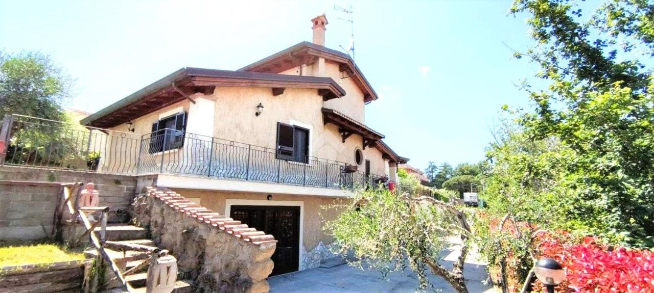Villa in vendita a Riano