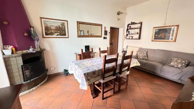 Dreizimmerwohnung in Piazza della Libertà, Capena - Foto 1