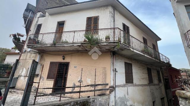 Apartament in Via Morlupo, Capena - Photo 1